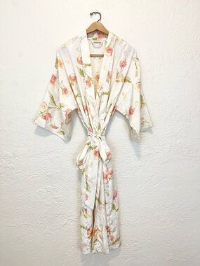 Vintage Robe Satin Floral Ivory Cream Peach Pink Floral Coquette Cottagecore M